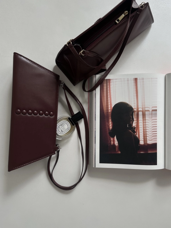 MALENA BAG BURGUNDY IN SILVER