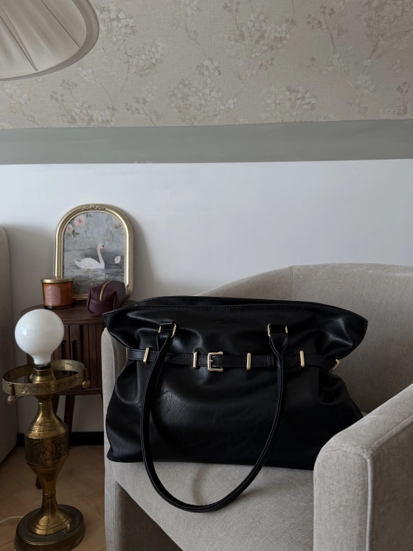 VALENTINA BAG IN GOLD