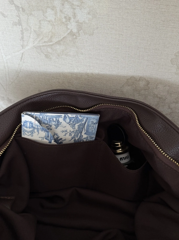 INSIDE VALENTINA BAG